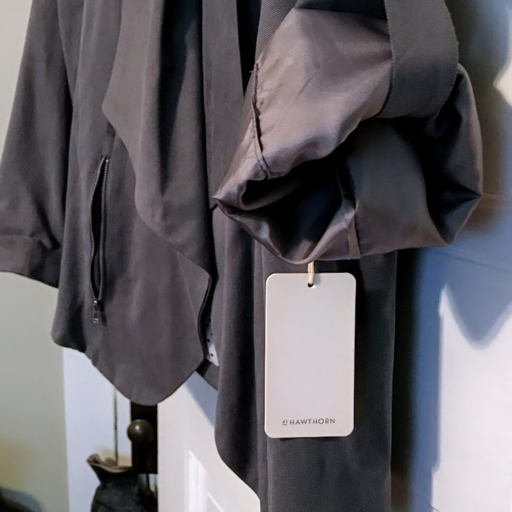 41 Hawthorn Gray Teegan Draped Tab Sleeve Blazer L - Picture 4 of 5